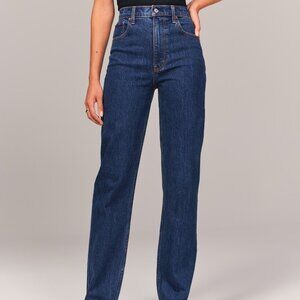 Abercrombie & Fitch Ultra High Rise 90s Straight Jean Size 26/ Size 2